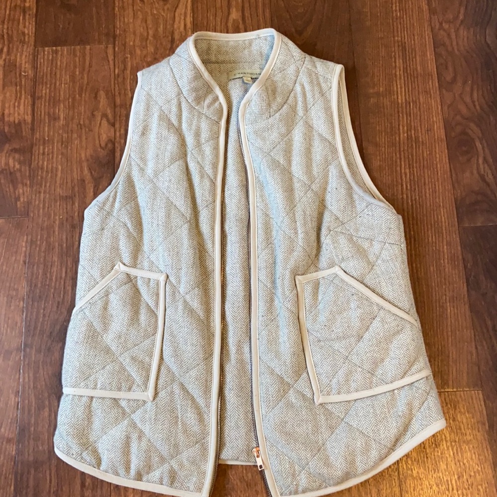 Grey/tan Vest with pockets